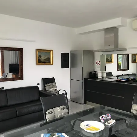 Mergozzo Beach Διαμέρισμα *