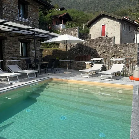 Mergozzo Beach Apartman *