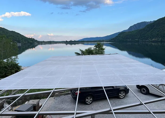 Mergozzo Beach アパート メルゴッツォ