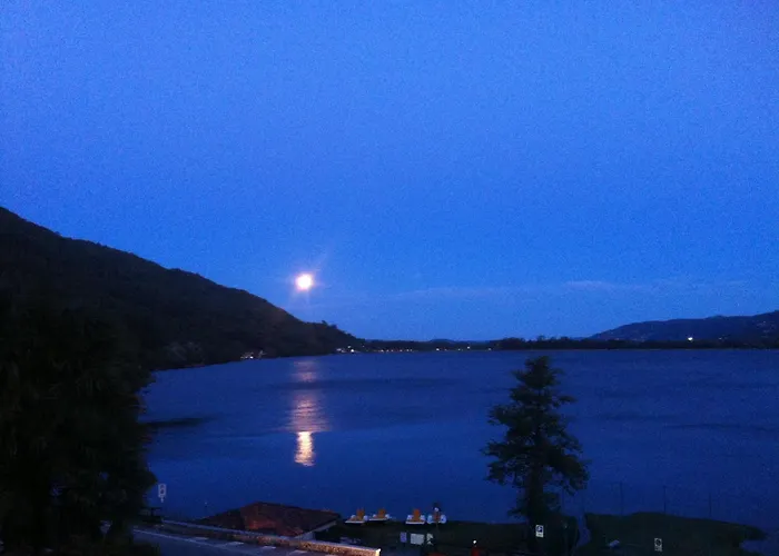 Mergozzo Beach メルゴッツォ